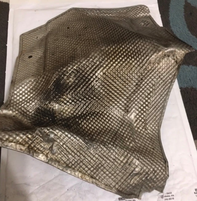 03-08 BMW E85 E86 Z4 ROADSTER ENGINE HEAT SHIELD 7015672

In used good condition.

MAY FIT OTHER MODELS

Part no.   5148 7015672