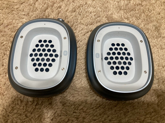 Apple Airpod Max Wireless Bluetooth on ear Headphones LEFT RIGHT EAR SPEAKERS blue 

No headband arc 

Used good working condition 

Both left and right side complete speaker assembly included in the price .