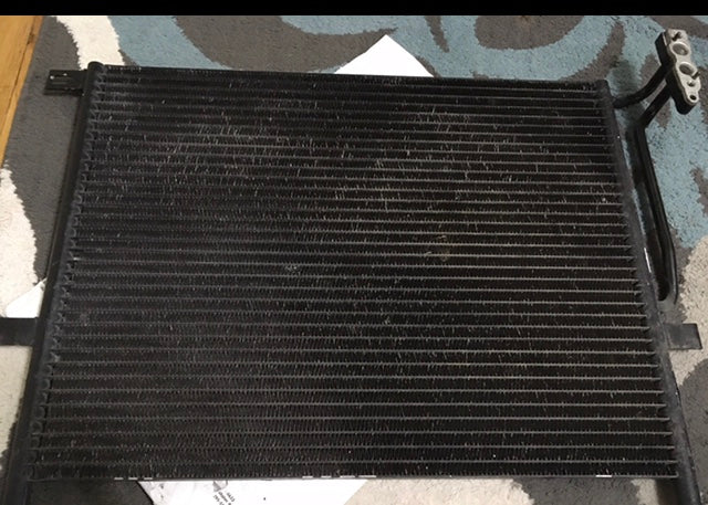 03-08 BMW Z4 E85 E86 AC A/C AIR CONDITIONER CONDENSER OEM ORIGINAL 6914033

Part 64536914033 

IN USED GOOD WORKING CONDITION, 

fitment:
Z4 E85   (01/2002 — 08/2008)
Z4 E86   (10/2005 — 08/2008)