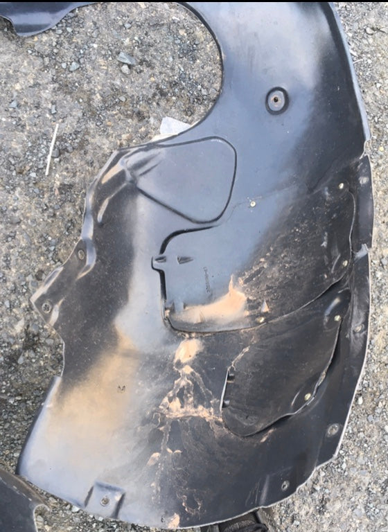 03-08 BMW Z4 E85 E86 Front Fender Liner Splash Guard Left Right Passenger Driver

Aftermarket part 
Replaces original part number : 

LEFT: 51717012727

Right: 51717012728

In used good condition